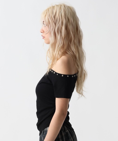 FOREVER 21(フォーエバー トゥエンティーワン)の「【2025SS】スタッズワンショルT(Tシャツ/カットソー・レディース・オフホワイト/グレー/ブラック・FREE)」の20枚目の写真