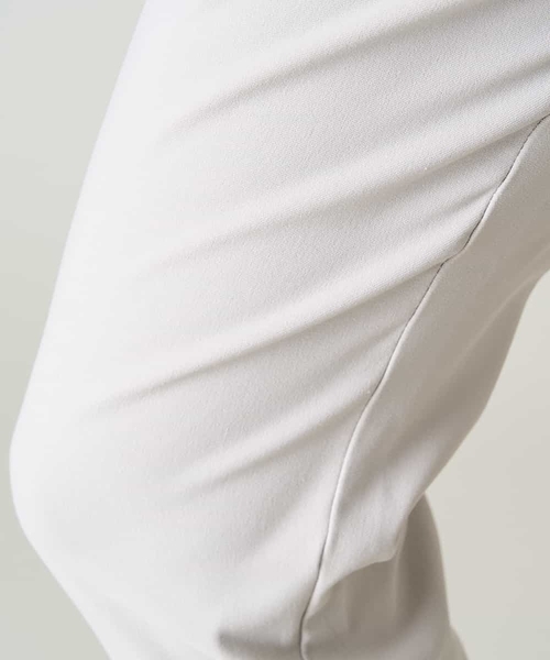 a.v.v(アーヴェヴェ)の「ハイパーストレッチスリムパンツ(その他パンツ・レディース・チャコールグレー/ホワイト/ブラック/ライトグレー・40/36/34/42/38)」の20枚目の写真