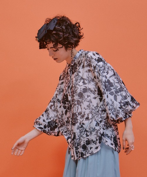 manana suerte（マニャーナスエルテ）の「SPECIAL EDITION バルーンスリーブブラウス（シャツ/ブラウス・レディース・ブラック/ブルー・FREE）」の5枚目の写真