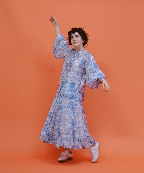 manana suerte（マニャーナスエルテ）の「SPECIAL EDITION バルーンスリーブブラウス（シャツ/ブラウス・レディース・ブラック/ブルー・FREE）」の13枚目の写真