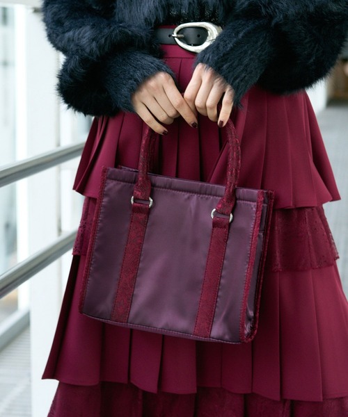 HARE（ハレ）の「マルチポケットミニトートバッグ(HARE)（トートバッグ・レディース・ブラック/レッド/ブルー・FREE）」の3枚目の写真