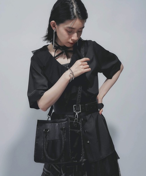 HARE（ハレ）の「マルチポケットミニトートバッグ(HARE)（トートバッグ・レディース・ブラック/レッド/ブルー・FREE）」の4枚目の写真