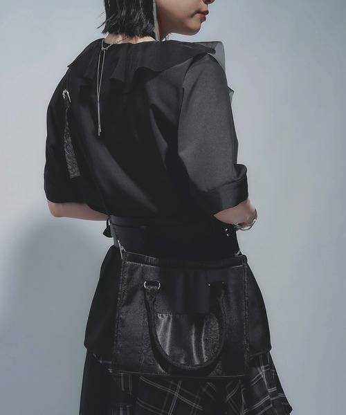 HARE（ハレ）の「マルチポケットミニトートバッグ(HARE)（トートバッグ・レディース・ブラック/レッド/ブルー・FREE）」の6枚目の写真