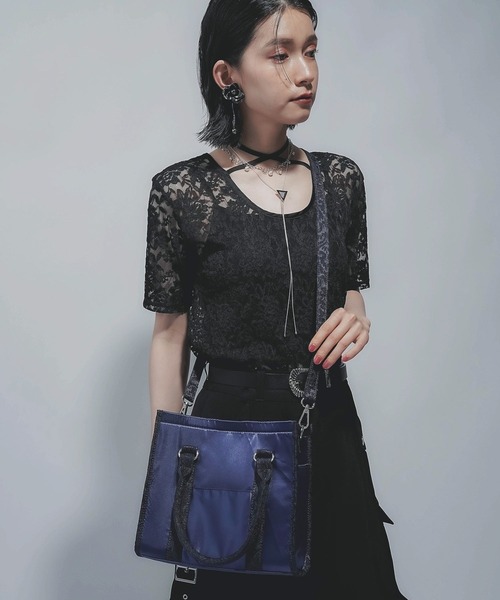 HARE（ハレ）の「マルチポケットミニトートバッグ(HARE)（トートバッグ・レディース・ブラック/レッド/ブルー・FREE）」の8枚目の写真