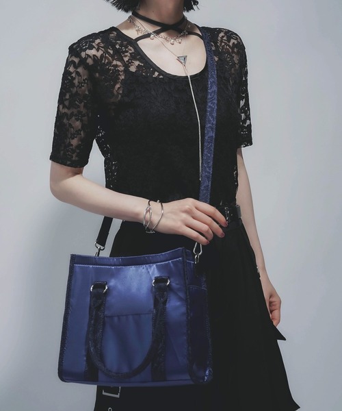 HARE（ハレ）の「マルチポケットミニトートバッグ(HARE)（トートバッグ・レディース・ブラック/レッド/ブルー・FREE）」の10枚目の写真