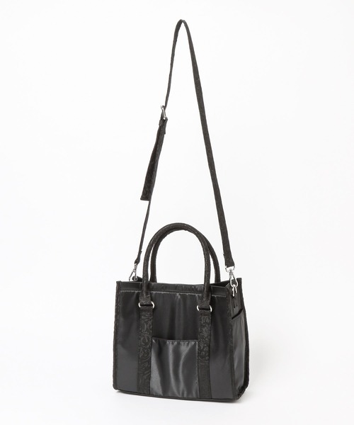 HARE（ハレ）の「マルチポケットミニトートバッグ(HARE)（トートバッグ・レディース・ブラック/レッド/ブルー・FREE）」の17枚目の写真