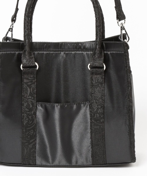 HARE（ハレ）の「マルチポケットミニトートバッグ(HARE)（トートバッグ・レディース・ブラック/レッド/ブルー・FREE）」の18枚目の写真