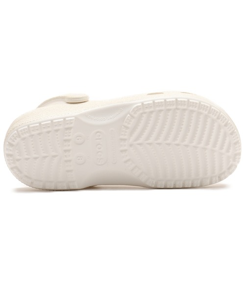 crocs(クロックス)の「crocs Classic Glitter Clog / クロックス クラッシク グリッター クロッグ(サンダル・レディース・ホワイト・22.0cm/25.0cm/24.0cm/23.0cm)」の6枚目の写真