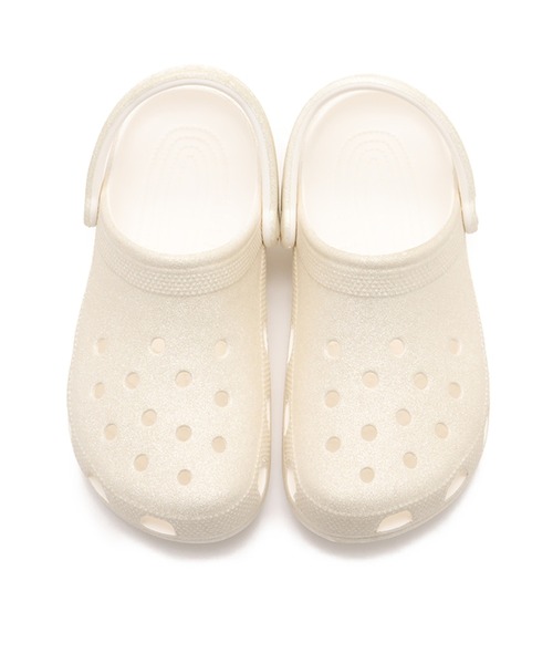 crocs(クロックス)の「crocs Classic Glitter Clog / クロックス クラッシク グリッター クロッグ(サンダル・レディース・ホワイト・22.0cm/25.0cm/24.0cm/23.0cm)」の2枚目の写真