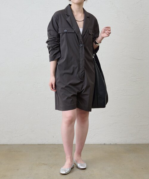 SHENERY（シーナリー）の「ジャケットオールインワン（サロペット/オーバーオール・レディース・チャコールグレー/ベージュ・FREE）」の5枚目の写真