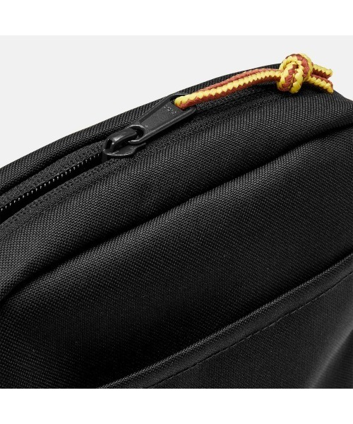 Timberland（ティンバーランド）の「セイヤー クロスボディ バッグ（ショルダーバッグ・メンズ・ブラック・FREE）」の3枚目の写真