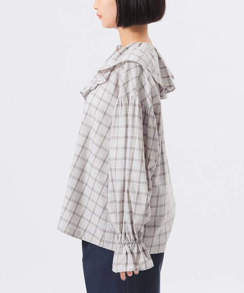 BEAMS BOY(ビームスボーイ)の「チェック フリルカラー シャツ(シャツ/ブラウス・レディース・オリーブ/ネイビー/ライトグレー・ONE SIZE)」の19枚目の写真