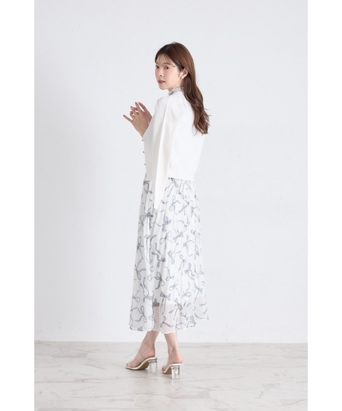 tocco closet（トッコ　クローゼット）の「ＵＶカット＆接触冷感＆ハンドウォッシュ♪超強撚パール釦カーディガン（カーディガン/ボレロ・レディース・ブラック/オフホワイト/グリーン/レッド・M）」の6枚目の写真