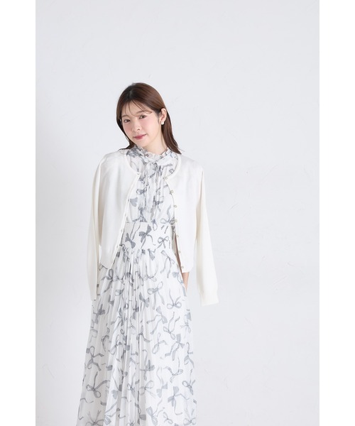 tocco closet（トッコ　クローゼット）の「ＵＶカット＆接触冷感＆ハンドウォッシュ♪超強撚パール釦カーディガン（カーディガン/ボレロ・レディース・ブラック/オフホワイト/グリーン/レッド・M）」の7枚目の写真
