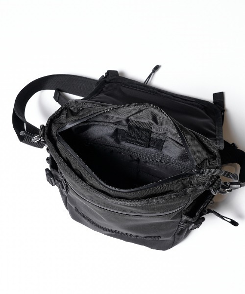 MAKAVELIC(マキャベリック)の「Supply Shoulder Bag(バックパック/リュック・メンズ・ブラック・ONESIZE)」の10枚目の写真