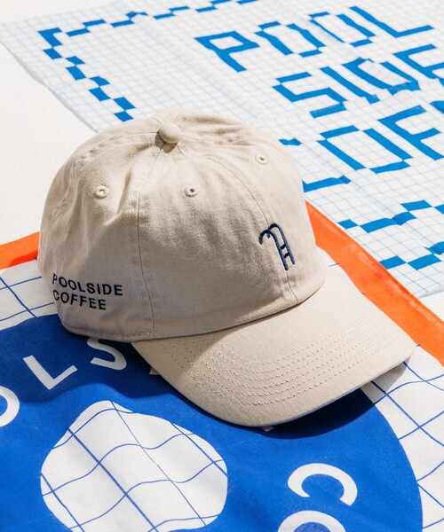FREAK'S STORE(フリークスストア)の「別注 POOLSIDE COFFEE LOGO CAP/プールサイドコーヒー ロゴキャップ(キャップ・レディース・ネイビー/ベージュ・フリ-)」の2枚目の写真