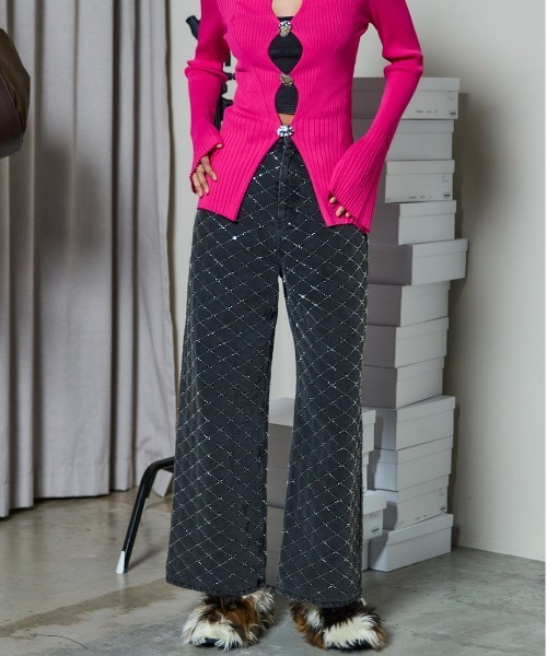 MAISON SPECIAL（メゾンスペシャル）の「Diamond Beads Embroidery Denim Pants/ダイヤビーズエンブロイダリーデニム■セットアップ対応■（デニムパンツ・レディース・ブルー/ブラック・36/38）」の8枚目の写真