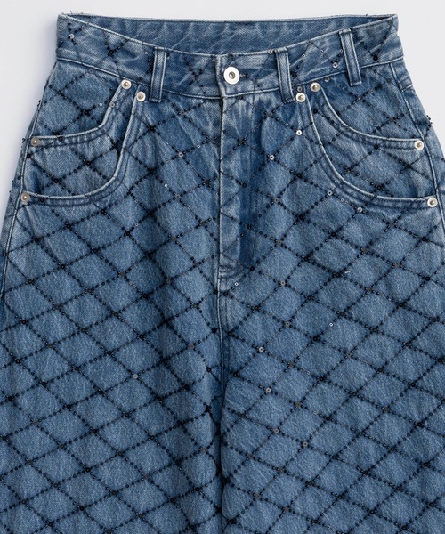 MAISON SPECIAL（メゾンスペシャル）の「Diamond Beads Embroidery Denim Pants/ダイヤビーズエンブロイダリーデニム■セットアップ対応■（デニムパンツ・レディース・ブルー/ブラック・36/38）」の13枚目の写真