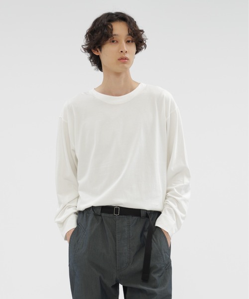 MHL.(エムエイチエル)の「SMOOTH COTTON JERSEY TOP(Tシャツ/カットソー・メンズ・ホワイト系その他6/ブラック/ホワイト・MEDIUM/LARGE)」の2枚目の写真