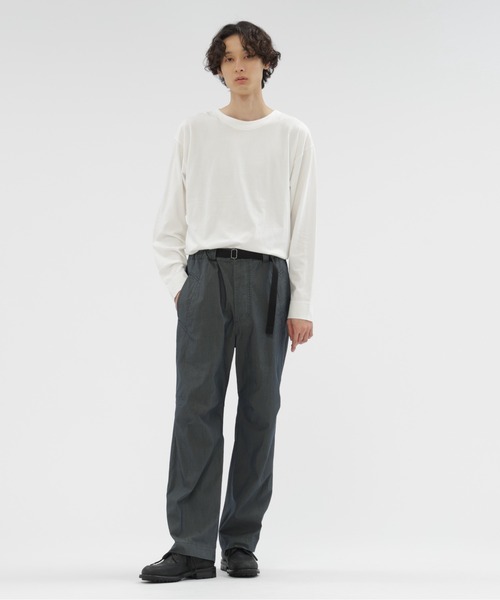 MHL.(エムエイチエル)の「SMOOTH COTTON JERSEY TOP(Tシャツ/カットソー・メンズ・ホワイト系その他6/ブラック/ホワイト・MEDIUM/LARGE)」の4枚目の写真
