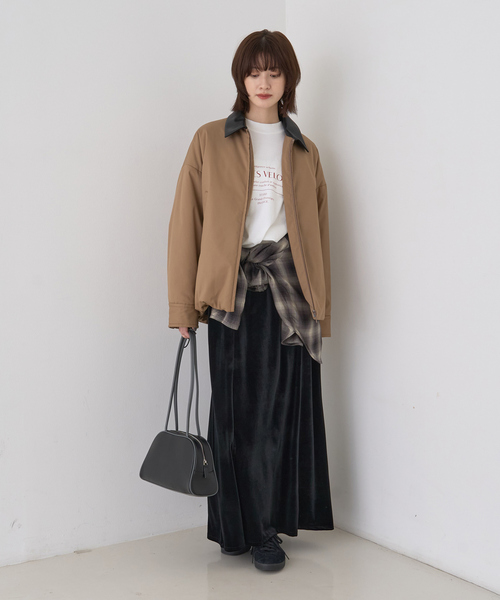 Rouge vif（ルージュヴィフ）の「ベロアフロントスリットスカート（スカート・レディース・ブラック/ベージュ・36/38）」の21枚目の写真