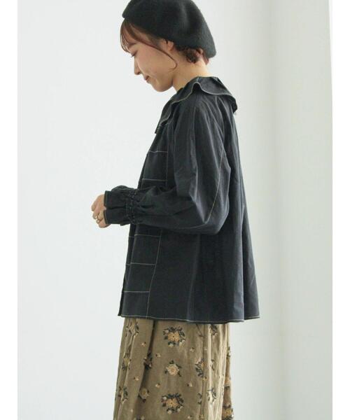 TSUHARU by Samansa Mos2（ツハルバイサマンサモスモス）の「フリル配色ステッチブラウス（シャツ/ブラウス・レディース・ブラック/キナリ/サックスブルー・F）」の16枚目の写真