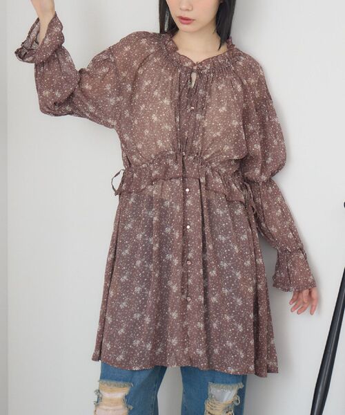 RETRO GIRL（レトロガール）の「花柄シフォンチュニックOP（チュニック・レディース・ブラック/キャメル・FREE）」の2枚目の写真