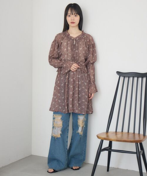 RETRO GIRL（レトロガール）の「花柄シフォンチュニックOP（チュニック・レディース・ブラック/キャメル・FREE）」の3枚目の写真