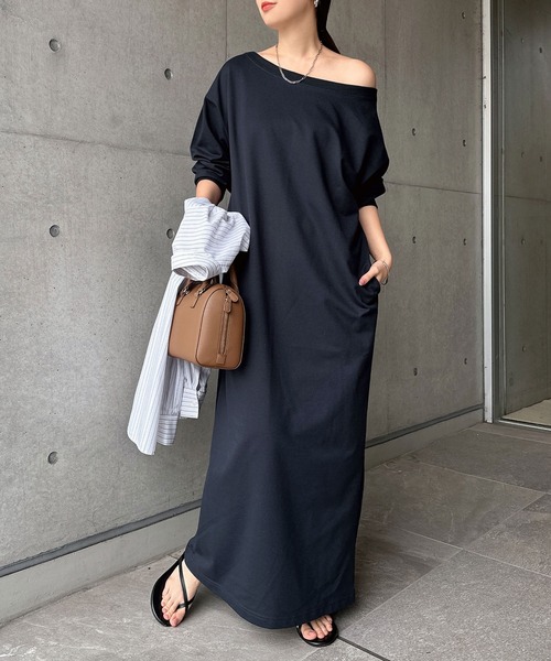 andme（アンドミー）の「オフショルダースウェットワンピース（ワンピース・レディース・チャコールグレー/ブラック/ネイビー・M/MT）」の3枚目の写真