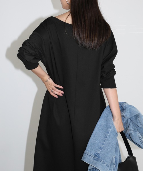 andme（アンドミー）の「オフショルダースウェットワンピース（ワンピース・レディース・チャコールグレー/ブラック/ネイビー・M/MT）」の14枚目の写真