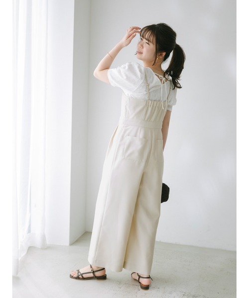 COHINA(コヒナ)の「デニムライクキャミサロペット 【低身長・小柄女性】(つなぎ/オールインワン・レディース・ホワイト/ブラック・SHORT/REGULAR)」の3枚目の写真