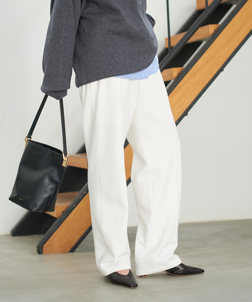 Spick & Span（スピックアンドスパン）の「《手洗い可》起毛タックテーパードパンツ（スラックス・レディース・その他9/ブラック/グレー/ホワイト系その他・40/34/36/38）」の2枚目の写真