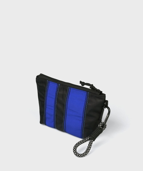 Paul Smith（ポールスミス）の「PSモバイルポーチ ガジェットポーチ【453004 B171C】（ポーチ・メンズ・ブラック/グリーン/ブラウン・FREE）」の4枚目の写真