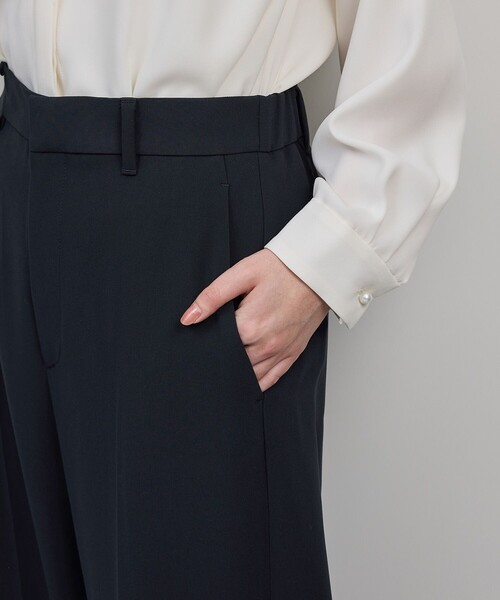 ROPE'(ロペ)の「トリアセダブルクロス ストレートワイドパンツ/イージーケア・セットアップ対応・25AW(その他パンツ・レディース・ネイビー・38/36/40)」の11枚目の写真