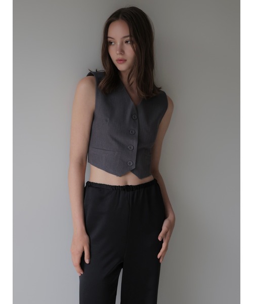 celon(セロン)の「raw hem single vest(ベスト・レディース・グレー・FREE)」の2枚目の写真