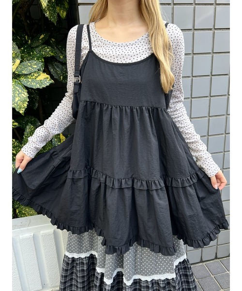 WC（ダブル シー）の「《秋冬新作★》ミニティアードフリルワンピース（ワンピース・レディース・ドット/レッド/ホワイト/ブラック・FREE）」の3枚目の写真