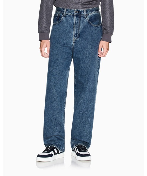 ARMANI EXCHANGE（アルマーニエクスチェンジ）の「【A|X アルマーニ エクスチェンジ】ブルーウォッシュデニムパンツ_J72 LOOSE（デニムパンツ・メンズ・インディゴブルー・33inch/36inch/34inch/32inch/31inch/30inch/29inch/28inch）」の6枚目の写真