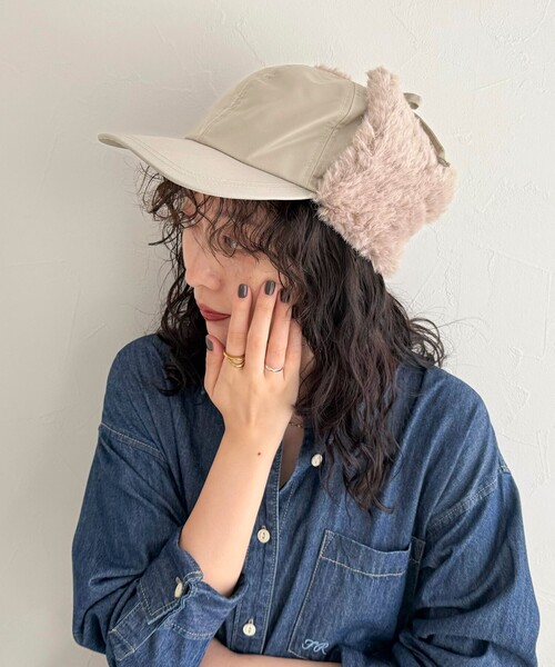 fredy emue(フレディエミュ)の「【CONTROL FREAK/コントロールフリーク】ボアイヤーカバーナイロンキャップ(キャップ・レディース・ベージュ/ブラック・FREE)」の14枚目の写真