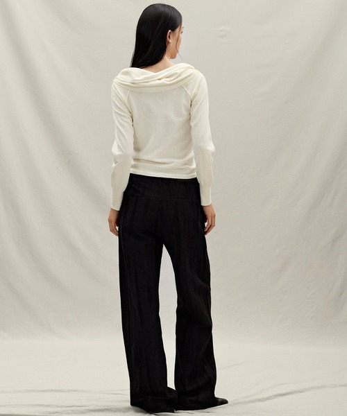 anggae（アンゲ）の「anggae/アンゲ OFF SHOULDER PULLOVER オフショルダーカシミヤニットトップス 冬服（ニット/セーター・レディース・ブラック/アイボリー・S/M）」の13枚目の写真