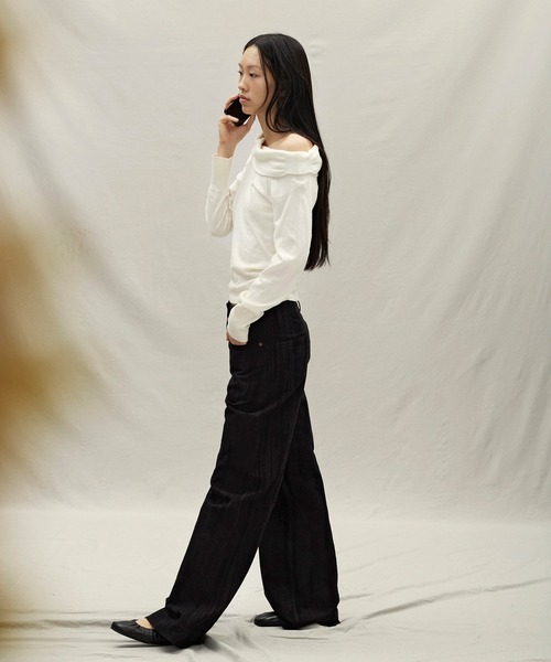 anggae（アンゲ）の「anggae/アンゲ OFF SHOULDER PULLOVER オフショルダーカシミヤニットトップス 冬服（ニット/セーター・レディース・ブラック/アイボリー・S/M）」の11枚目の写真