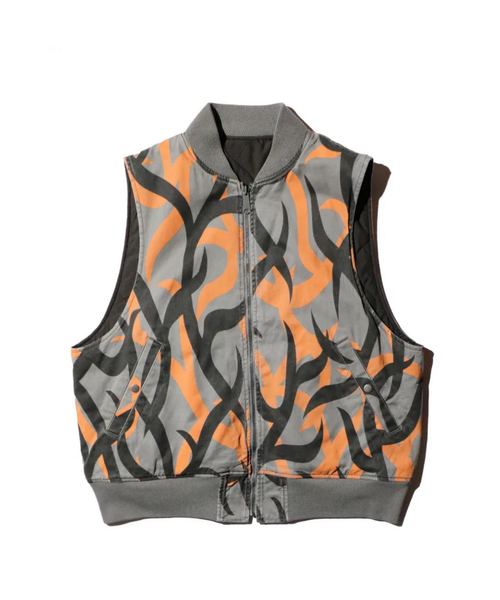 made in standard (メイドインスタンダード)の「【MADE IN STANDARD】PRINTED MA-1 VEST REVERSIBLE/リバーシブル【WEB限定】(ブルゾン・メンズ・ブラック/グレー・L/M)」の3枚目の写真