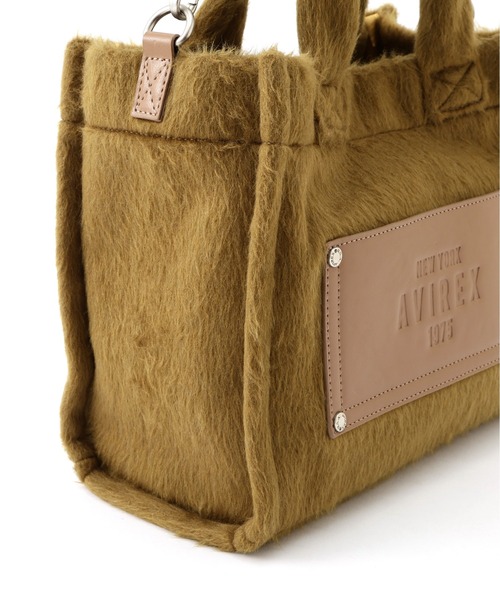 AVIREX(アヴィレックス)の「《直営店限定》SHAGGY BAG(トートバッグ・レディース・マスタード/ブラック・F)」の14枚目の写真