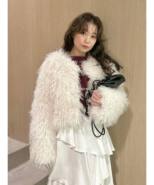 FRAY I.D（フレイアイディー）の「ECOPELショートファーコート（ブルゾン・レディース・チャコールグレー/オフホワイト/イエロー・1/0）」の12枚目の写真