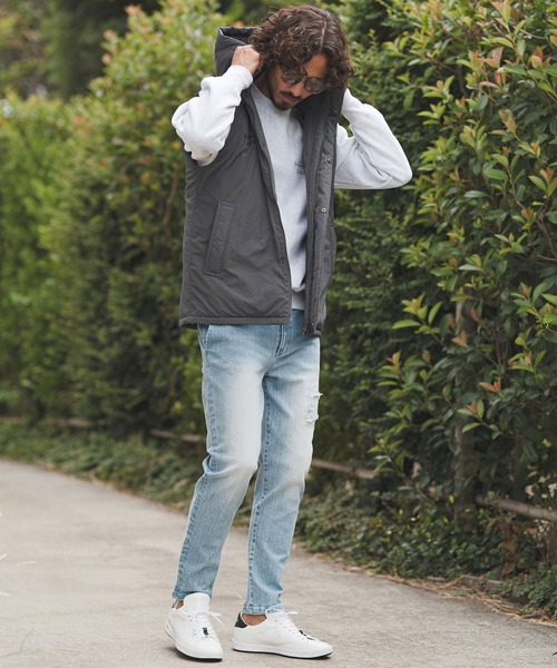 1minute 1second(ワンミニットワンセカンド)の「mcg3722-cursive embroidery hooded vest フーデッドナイロンベスト(1M25F020)(ベスト・メンズ・チャコール/ブラック・XL/L/M/S)」の10枚目の写真