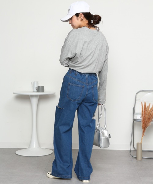 RCD(アールシーディー)の「サイドスリット デニムダメージストレートパンツ(デニムパンツ・レディース・ライトブルー/ブルー/ネイビー・L/M/LL)」の8枚目の写真