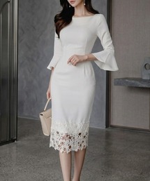 a lot of love | ベルスリーブ レースアクセントパーティードレス(ドレス)