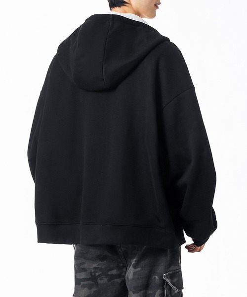 aimoha(アイモハ)の「ステッチデザイン ショート丈ジップパーカー/Stitch design short zip hoodie(スウェット・メンズ・グリーン/ライトグレー/ブラック・X-LARGE/XX-LARGE/LARGE)」の9枚目の写真