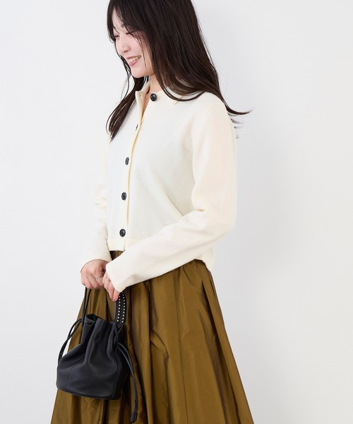 MICA&DEAL(マイカ&ディール)の「ショートポロニットカーディガン(ニット/セーター・レディース・チャコールグレー/オフホワイト/キャメル・FREE)」の11枚目の写真