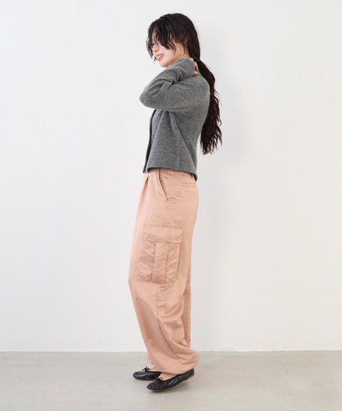 MICA&DEAL(マイカ&ディール)の「ショートポロニットカーディガン(ニット/セーター・レディース・チャコールグレー/オフホワイト/キャメル・FREE)」の20枚目の写真