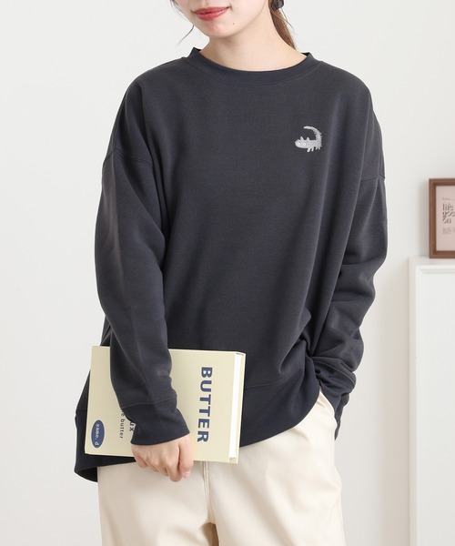 即購入可 ありさか 刺繍クルーネック Lサイズ 値下げ待ちのいいね不可 セール】ワンポイントサガラ刺繍クルーネックプルオーバー 長袖（T